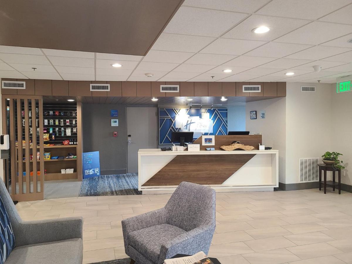 Holiday Inn Express Fort Lauderdale North - Executive Airport By Ihg Zewnętrze zdjęcie