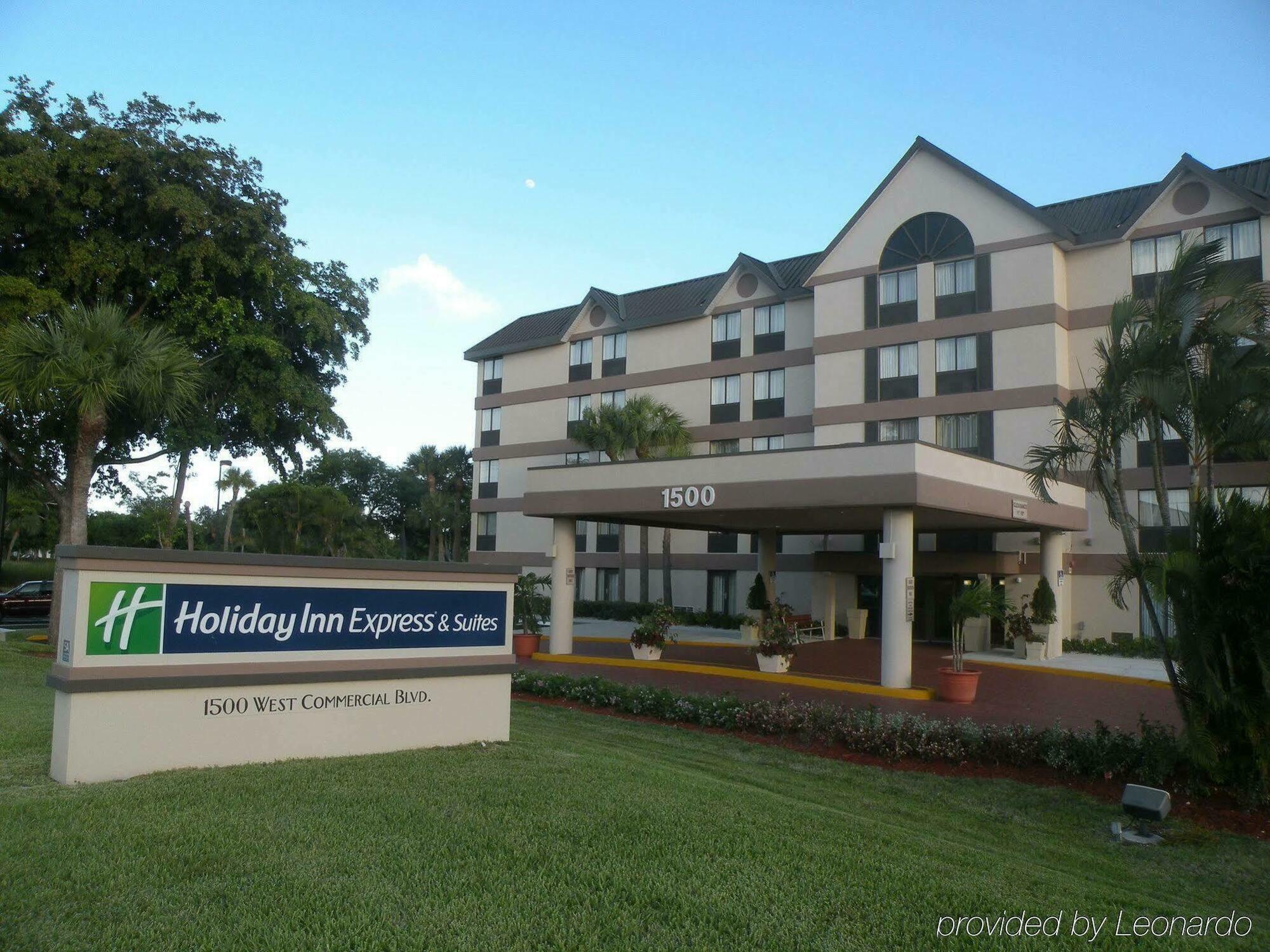 Holiday Inn Express Fort Lauderdale North - Executive Airport By Ihg Zewnętrze zdjęcie